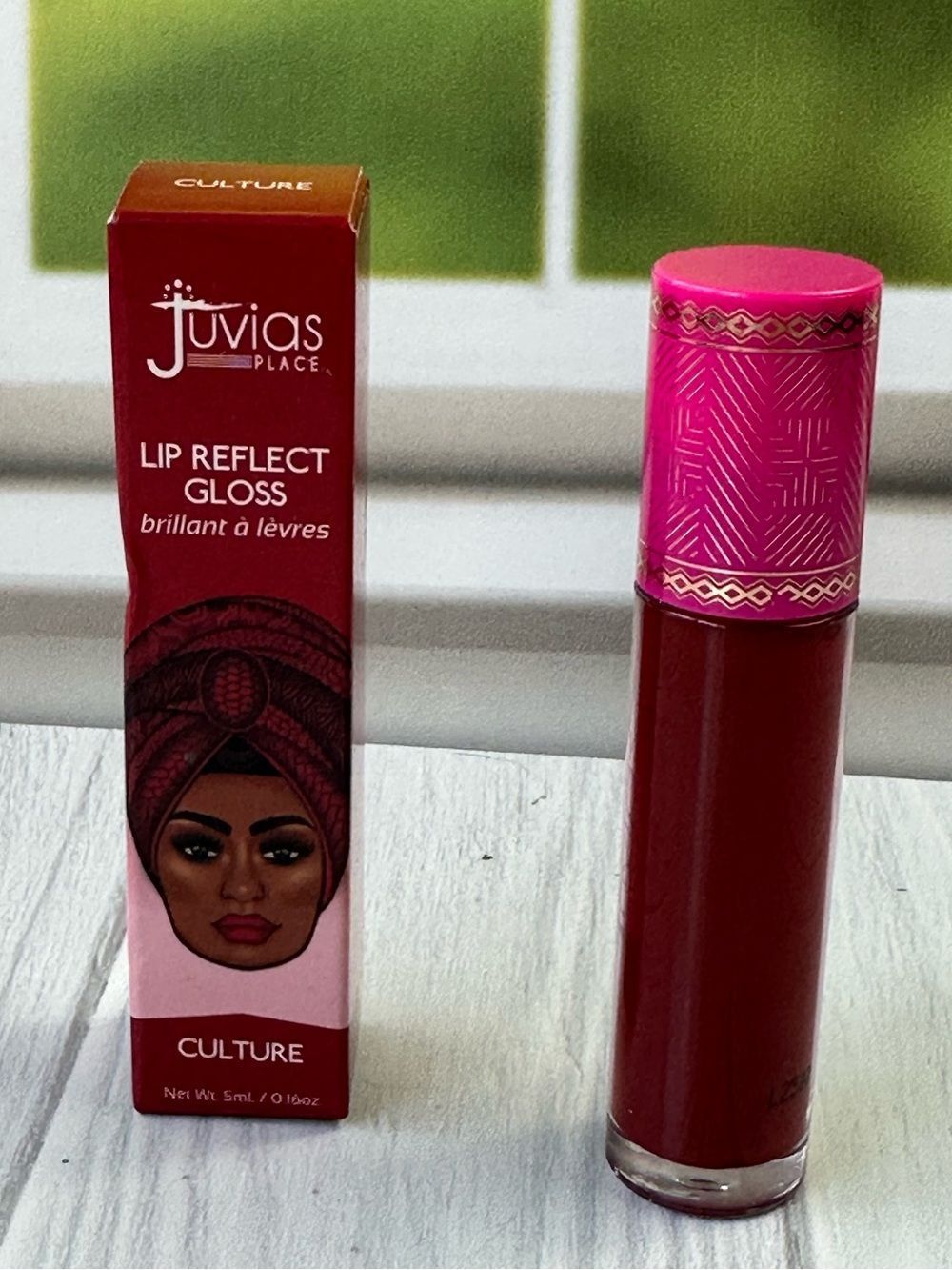 Juvia’s Place Lip Reflect Gloss “Culture” Deep Berry Red Gloss